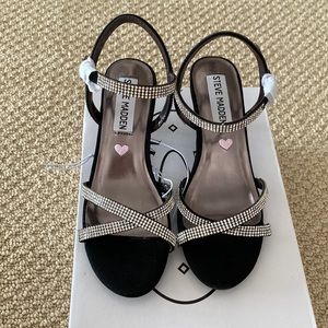 Steve Madden girls dress heels, sz 1, nwt